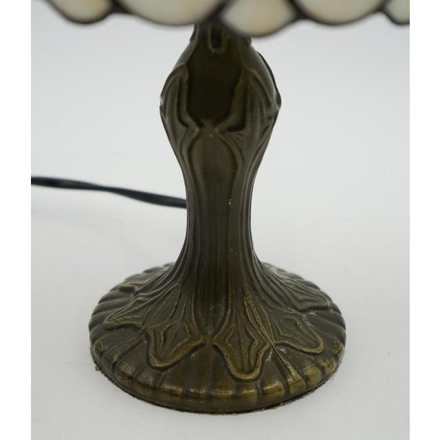 Vintage Table Lamp with White Stained Glass Shade in the style of Tiffany For Sale - Image 4 of 6