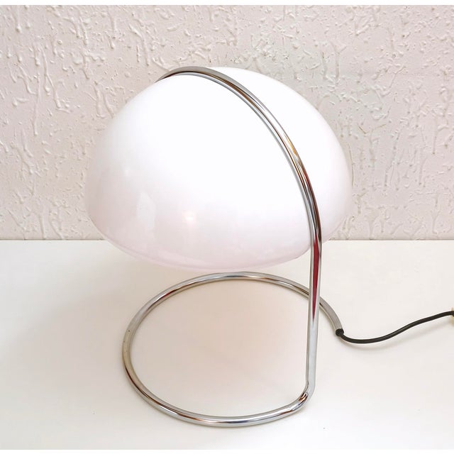 Conchiglia Table Lamp by Luigi Massoni and Luciano Buttura for Guzzini from Meblo, Yugoslavia, 1960s For Sale - Image 4 of 18