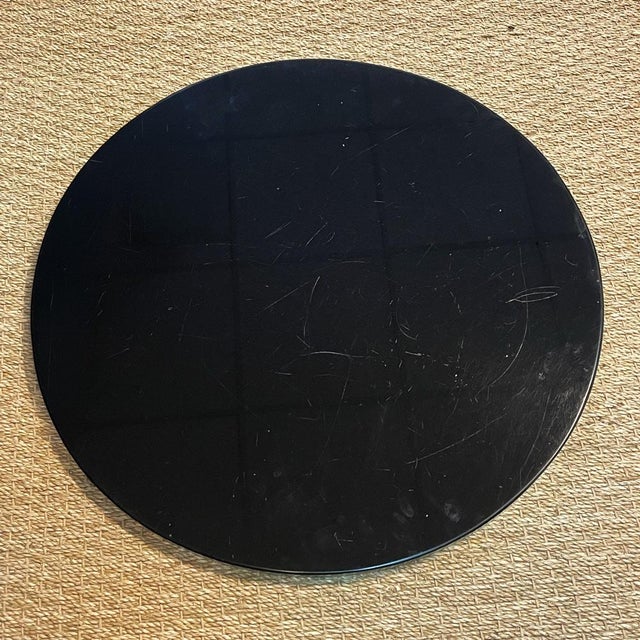 Modernist Side Table in the style of Jean Burkhalter, 1930, in Good conditions. Designed 1920 to 1949