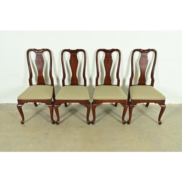 A gorgeous set of four Queen Anne or Georgian style dining chairs By Ethan Allen USA, Late 20th Century Carved solid...