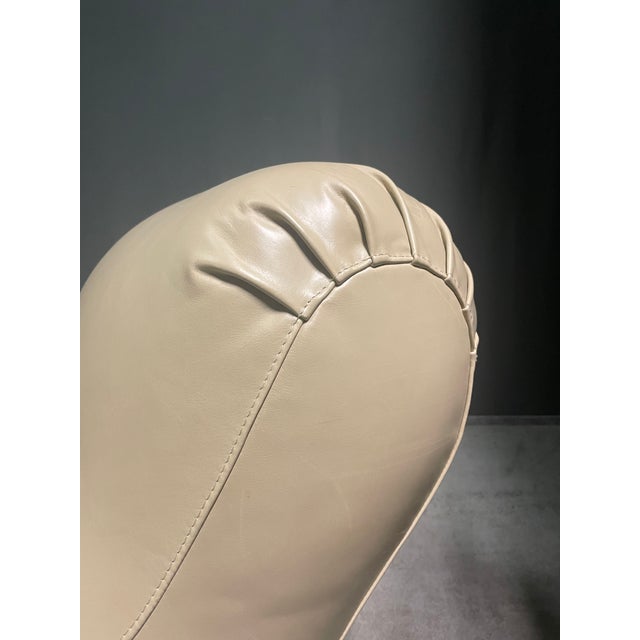Small Sculptural Lounge Chairs, France, 1970s, Set of 2 For Sale - Image 6 of 10