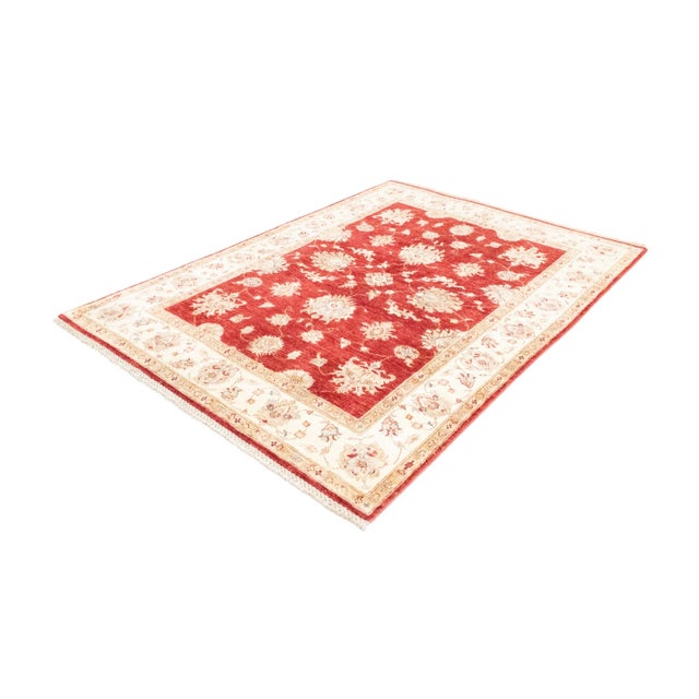 Middle Eastern Rug in Wool For Sale - Image 3 of 10