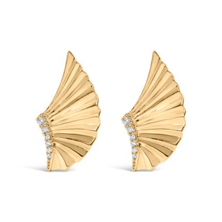 14K Yellow Gold Plated .925 Sterling Silver Diamond Accent Fan Wing Stud Earrings (H-I Color, I1-I2 Clarity) For Sale