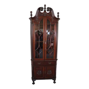 Feldenkrais Continental Corner Cabinet