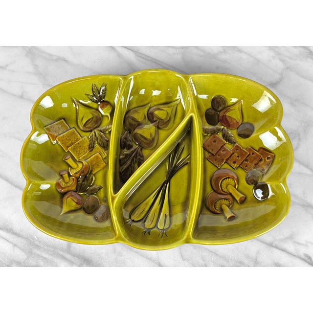 Mid-Century Modern Mid-Century California Pottery Avocado Green Divided Serving Tray For Sale - Image 3 of 8