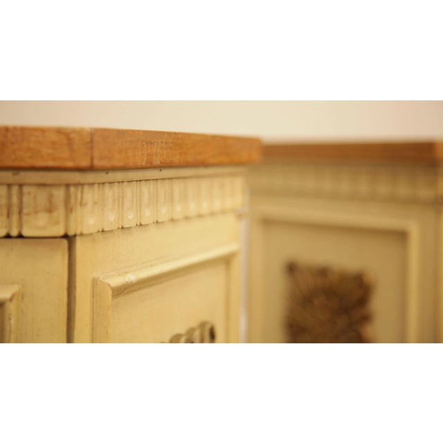 Florentine Style Vintage Burl Wood, Partial Gilt & Painted Storage End Tables by Lane - a Pair For Sale - Image 10 of 12