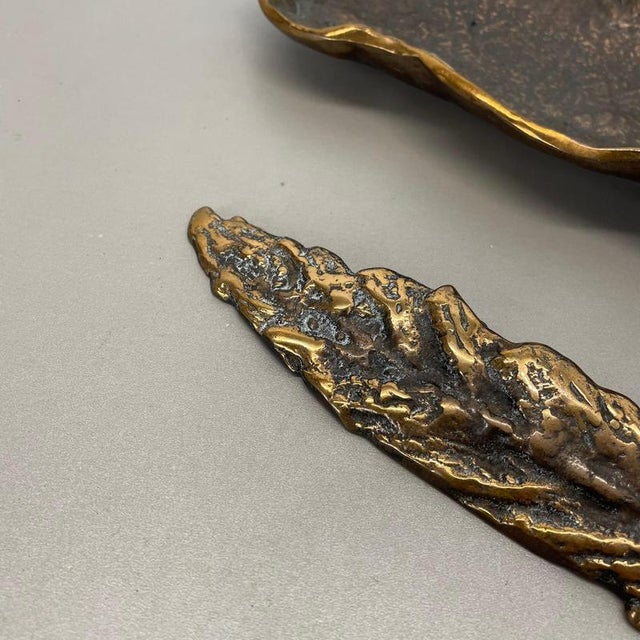 German Bronze Desk Shell Plate and Letter Opener, 1950s, Set of 2 For Sale - Image 4 of 16