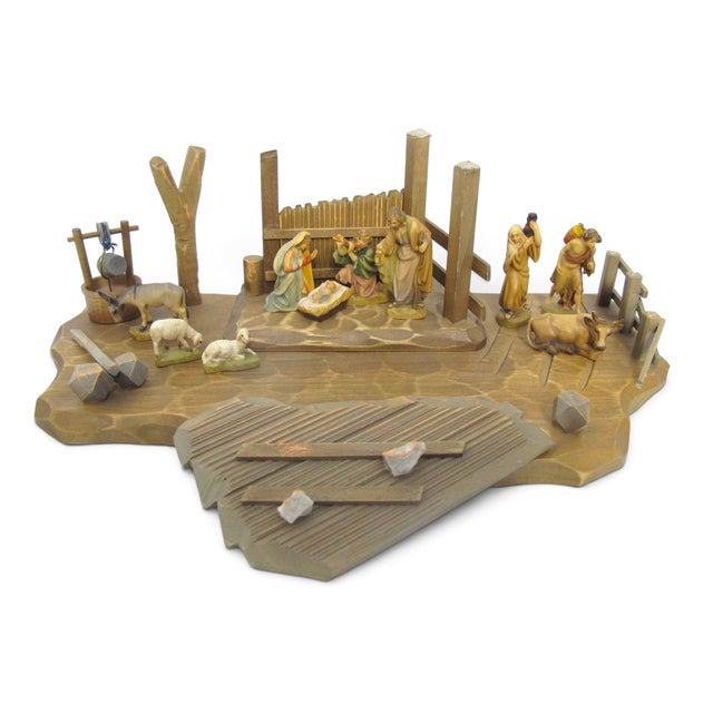 ANRI Anri Italy Hand Carved Wood Nativity Barn Stable Set Figures & Animals 12pc Set For Sale - Image 4 of 12