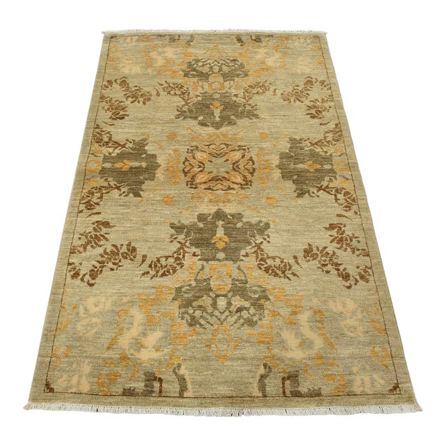 Suzani Rug 4’3” X 6’5” Gray Wool Modern Hand-Knotted Oriental Carpet For Sale