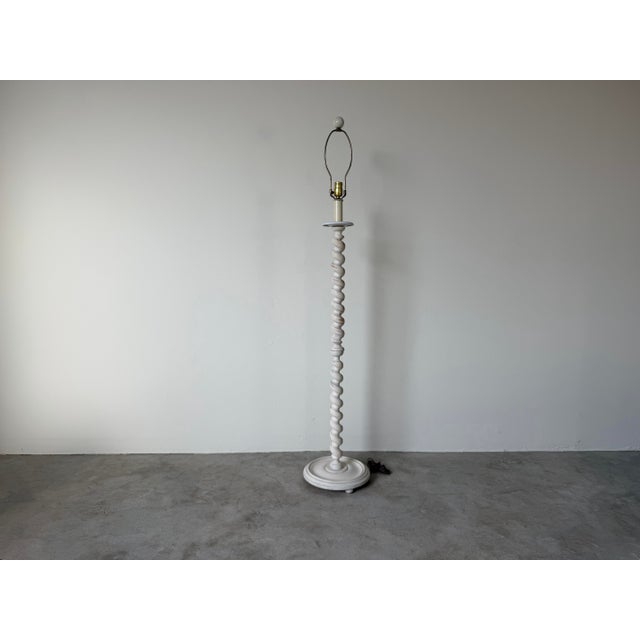 1970s Vintage Hollywood Regency White Twist-Carved Wood Floor Lamp For Sale - Image 4 of 12