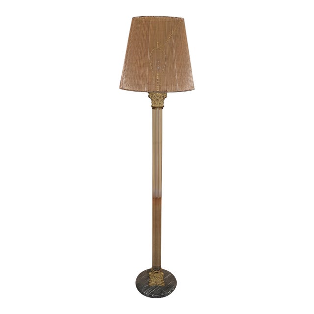 Vintage Hollywood Regency Neoclassical Corinthian Column Floor Lamp For Sale