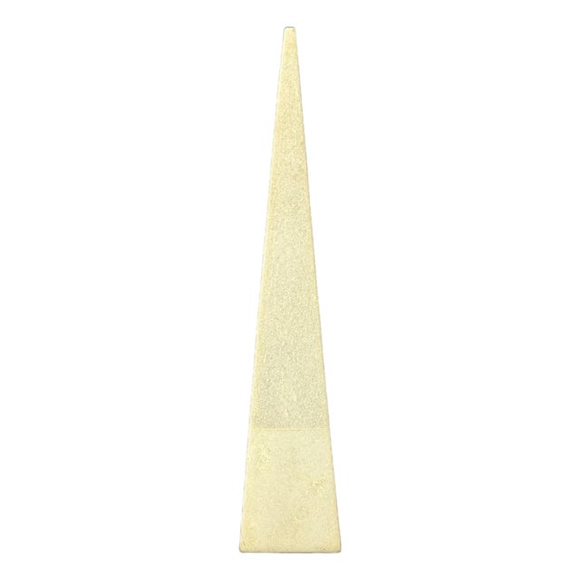 Late 20th Century Minimalist White Marble Obelisk Sculpture – 18.5" For Sale