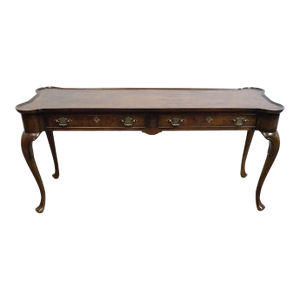 Hekman Furniture Burled Walnut Traditional Style 57" Accent Sofa Table W. Rounded Corners
