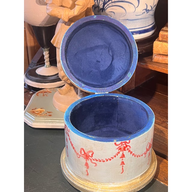 Round French Louis XVI Style Vintage Handpainted and Gilded Box With Velvet Interior For Sale - Image 4 of 8