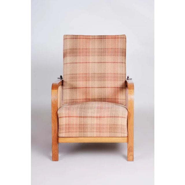 In pristine original condition, the upholstery has been professionally cleaned, and its polish revived by our refurbishing...