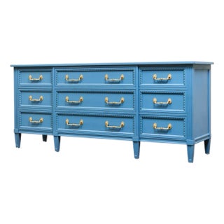 Mid 20th Century Henredon Château Sky Blue Hollywood Regency Dresser For Sale