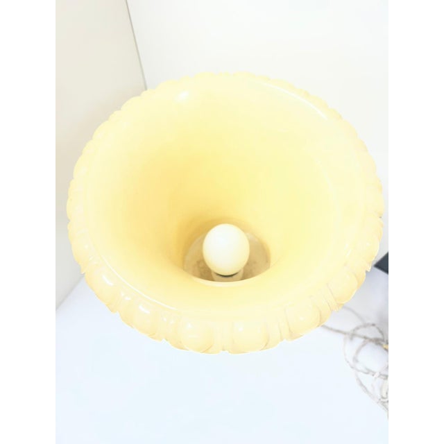 Beautiful lamp made entirely of alabaster. Height 41 CM Width 23 CM This piece is designed in the style of the selected...