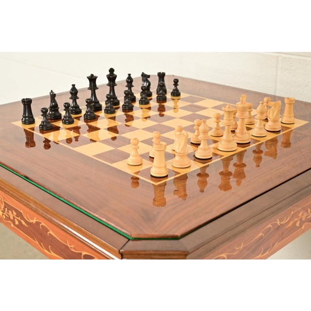 Italian Louis XVI Kingwood Inlaid Marquetry Flip Top Game Table With Four Chairs For Sale - Image 9 of 15