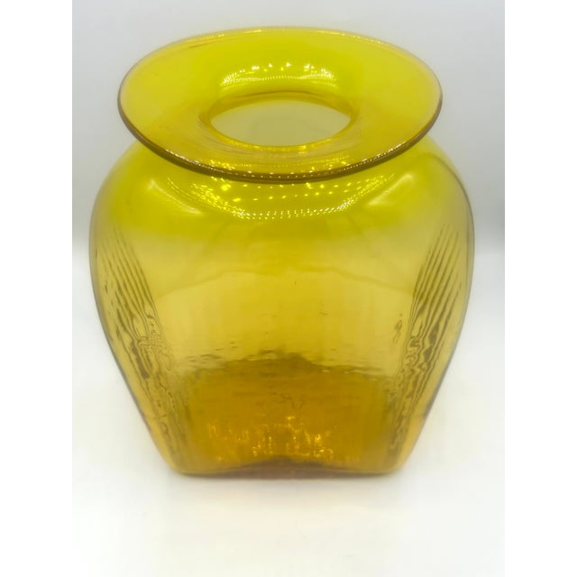 Yellow 1964 Joel Myers for Blenko 6420 Vase in Jonquil Yellow For Sale - Image 8 of 11