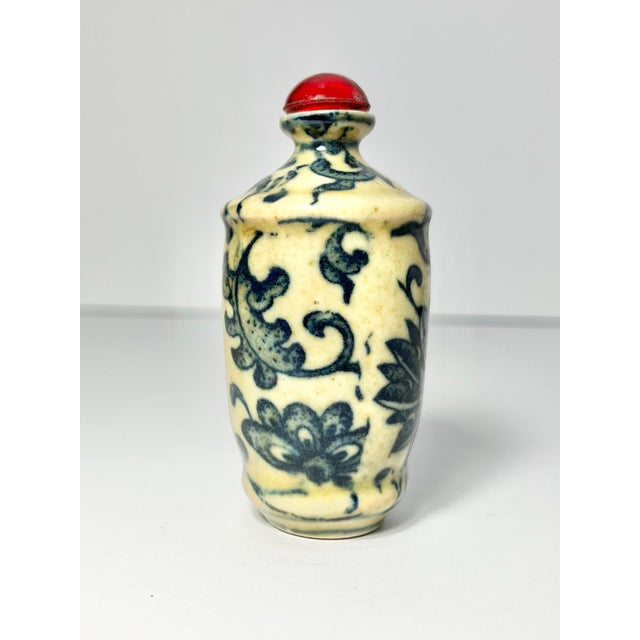 Chinese Antique Chinese Yellow Porcelain Blue Floral Flowers Snuff Bottle For Sale - Image 3 of 10
