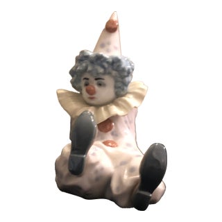 Vintage Spanish Lladró Porcelain Figurine "Tired Friend" (#5812) by Antonio Ramos For Sale