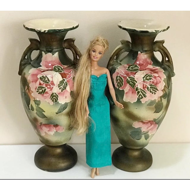 Asian Morimura Nippon Double Handle Hand Painted Vintage Vases For Sale - Image 4 of 10