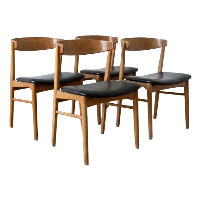 Danish Teak Dining Chairs with Shield Backrests, 1950s, Set of 4 For Sale