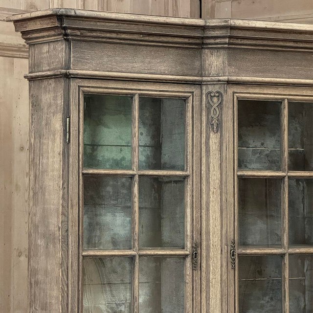 Early 19th Century Early 19th Century Belgian Liégeois Régence Carved Oak Bookcase ~ Bibliotheque For Sale - Image 5 of 18