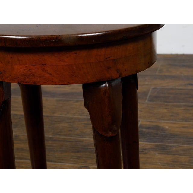 19th-Century English Walnut Stool with Hand-Cut Central Handle and Pad Feet For Sale - Image 9 of 10