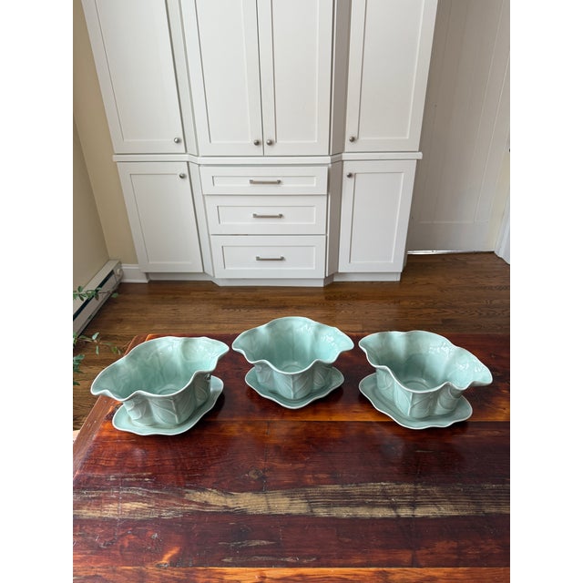 Chinese Set of 3 Vintage Chinese Longquan Celadon Cabbage Leaf Planters With Underplates For Sale - Image 3 of 14