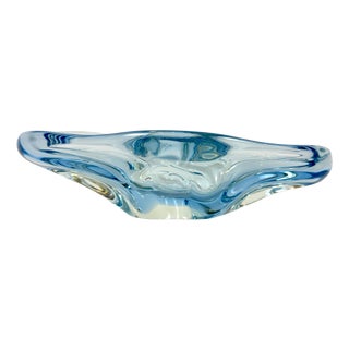 Art Glass Bowl attributed to Josef Hospodka for Chribska Sklarna, 1960s For Sale