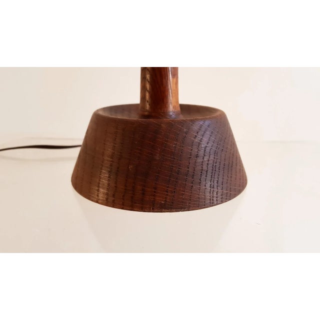 Luxus Table Lamp in Oak by Uno & Östen Kristiansson for Luxus, 1950s For Sale - Image 4 of 7