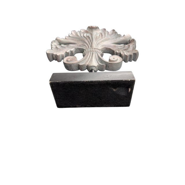 Stone Gray Vintage Hand-Carved Acanthus Leaf Architectural Remnant on Stand For Sale - Image 8 of 9