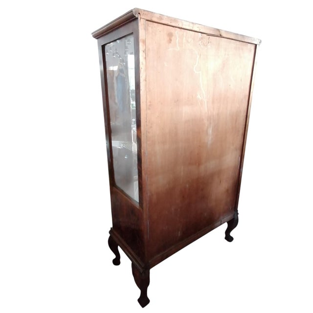 Baroque Antique Venetian Display Cabinet in Walnut Root, 1890s For Sale - Image 3 of 6