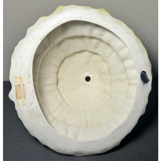 Vintage 1950’s American Goldscheider Everlast Ceramic Southern Belle Figurine For Sale In New Orleans - Image 6 of 7