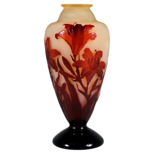 Glass Art Nouveau Cameo Vase by Emile Galle, France, 1900 For Sale - Image 7 of 7