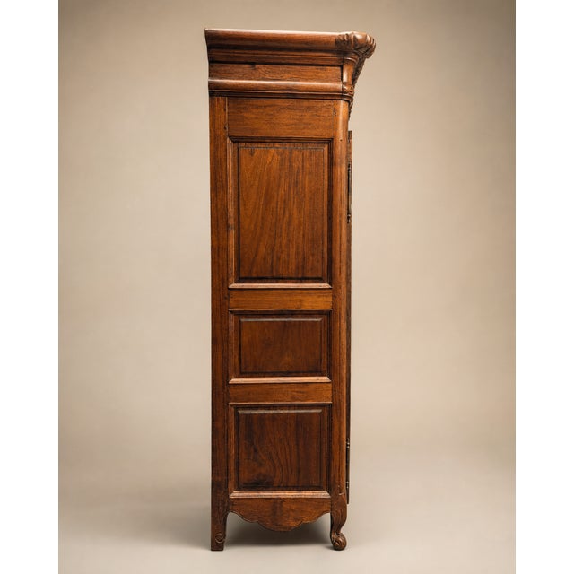 Wood French Louis XV Revival Carved Oak Display Armoire For Sale - Image 7 of 11