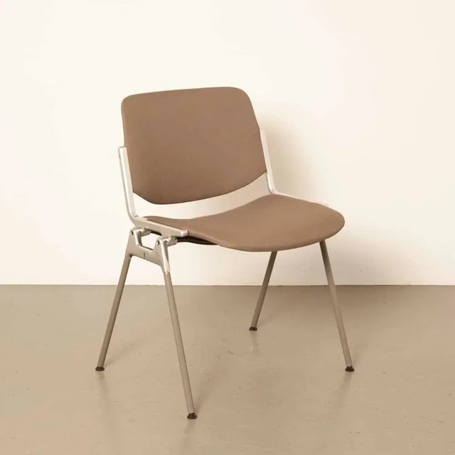 Metal Motivated Seller: 1970s Mid Century Modern, Giancarlo Piretti for Castelli Taupe Dining Chairs - Set of 4 For Sale - Image 7 of 12