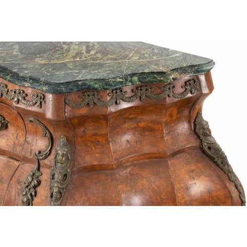 Continental Rococo-Style Three-Piece Chest of Drawers Set, Late 19th Century, Set of 3 For Sale - Image 14 of 17
