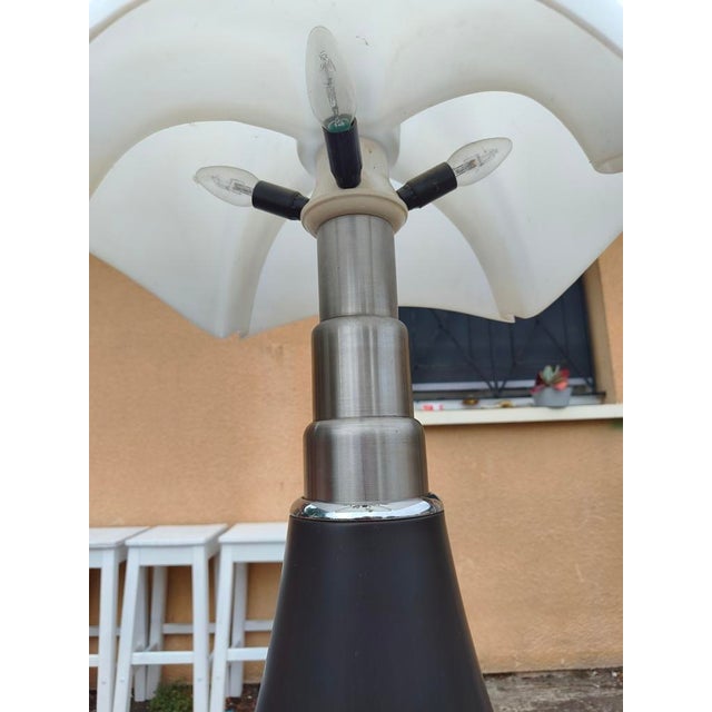 Large Pipistrello Lamp with Black Base by Gae Aulenti for Martinelli Luce, 1970 For Sale - Image 3 of 8