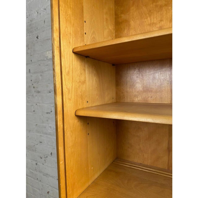 Heywood-Wakefield 2-Piece 'Champagne' China Cabinet With Glass Doors, 1960s For Sale - Image 13 of 18
