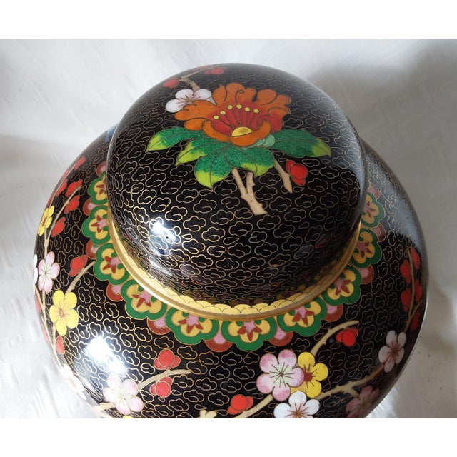 Fine Vintage Asian, Chinese Cloisonne Bronze Ginger Jar, Urn, Floral Motif For Sale - Image 4 of 11