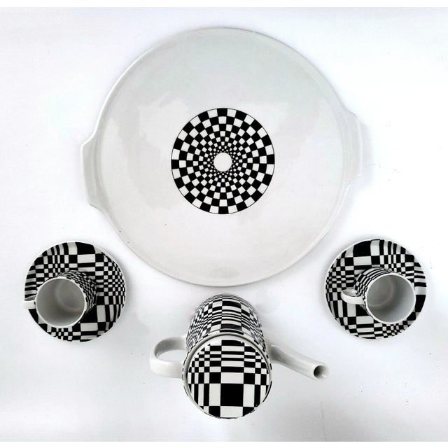 1960s Op Art Espresso Coffee Set Demitasse Pitcher Cups Saucers Tray For Sale In Miami - Image 6 of 12