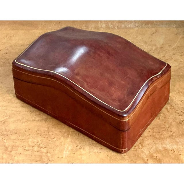 Vintage Italian Leather Wave-Top Decorative Box For Sale - Image 4 of 12