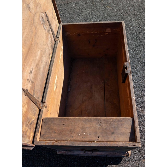 19th Century German Paint Decorated Blanket Chest or Coffee Table Dated 1831 For Sale - Image 15 of 18
