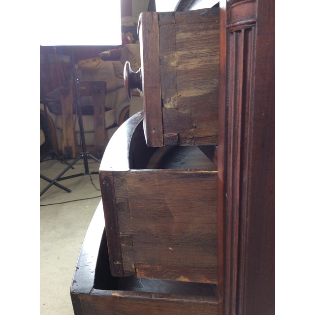 Mid-Atlantic Chippendale Inlaid Mahogany Bow Front Chest of Drawers For Sale - Image 16 of 17