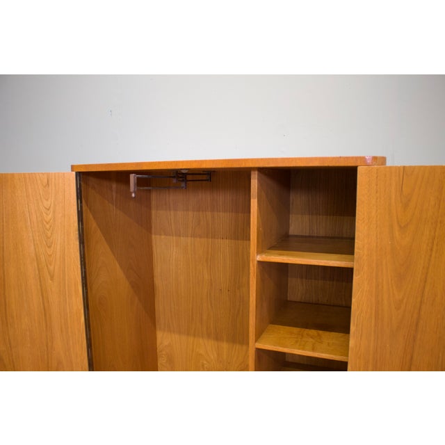 Art Deco Oak Compact Wardrobe, 1930s For Sale - Image 9 of 10