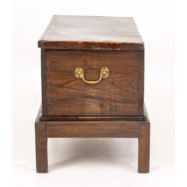 Georgian Style Oak Chest on Stand For Sale In New York - Image 6 of 7