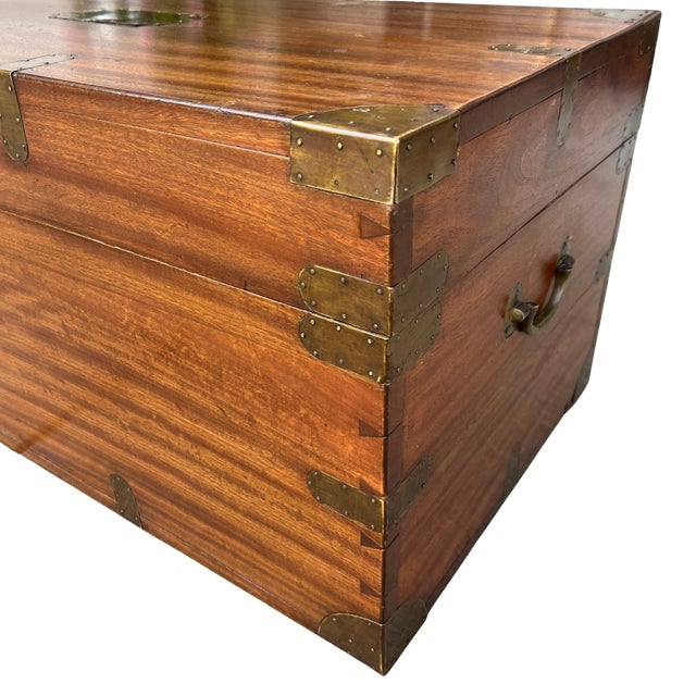Victorian Early 1900s English Camphor Wood Campaign Trunk For Sale - Image 3 of 13