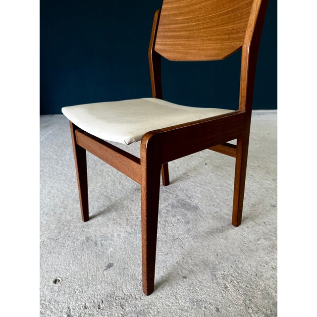 Vintage Dutch Chairs from MCM, 1960s, Set of 2 For Sale - Image 14 of 18